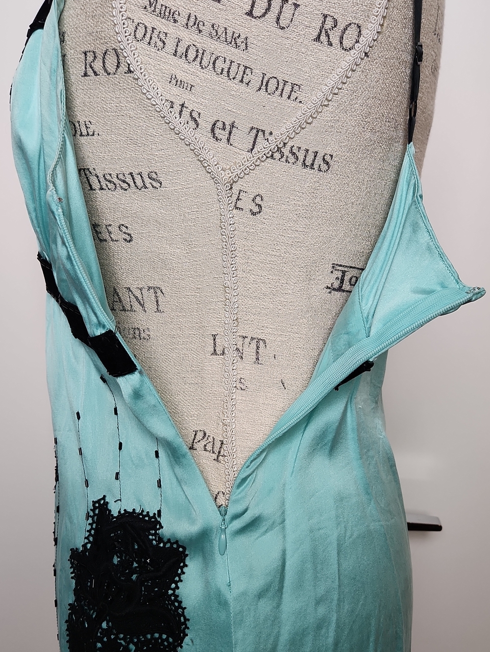 Blue Silk Lace Velvet Beaded Camisole - Picture 11 of 13